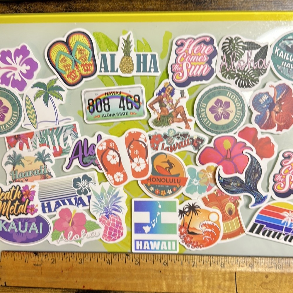 808. MYSTERY BOX HAWAIIAN STYLE Hawaii made Hawaii designed. From the islands - Picture 8 of 14